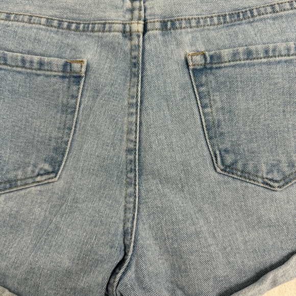 Forever 21 Light Wash Denim Shorts - Picture 4 of 7
